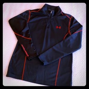 Men’s Under Armour long sleeves athletic top